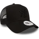 gorra-trucker-negra-con-logo-negro-clean-a-frame-de-new-york-yankees-mlb-de-new-era