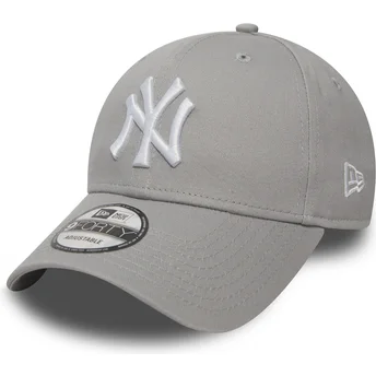 Gorra curva gris ajustable 9FORTY Essential de New York Yankees MLB de New Era