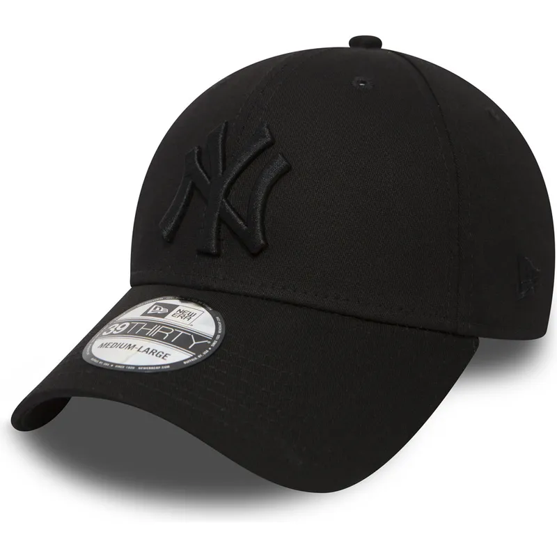 schwarze-gebogene-kappe-mit-schwarzem-logo-39thirty-classic-der-new-york-yankees-mlb-von-new-era