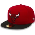 gorra-plana-roja-ajustada-59fifty-essential-de-chicago-bulls-nba-de-new-era