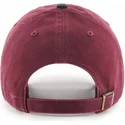 rote-gebogene-kappe-mit-schwarzem-new-york-yankees-mlb-logo-clean-up-two-tone-von-47-brand