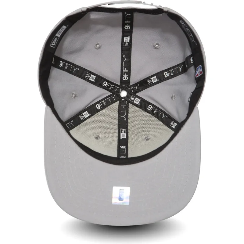 cepur-plakana-peleks-snapback-9fifty-chain-stitch-no-toronto-raptors-nba-no-new-era cepur-plakana-peleks-snapback-9fifty-chain-stitch-no-toronto-raptors-nba-no-new-era