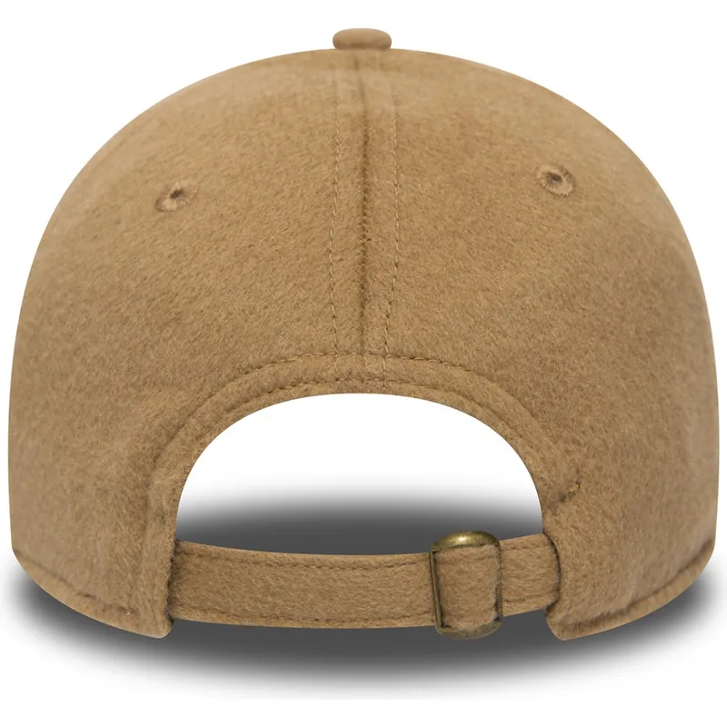 cepur-izliekta-bruns-regulejams-9forty-camel-hair-no-new-era