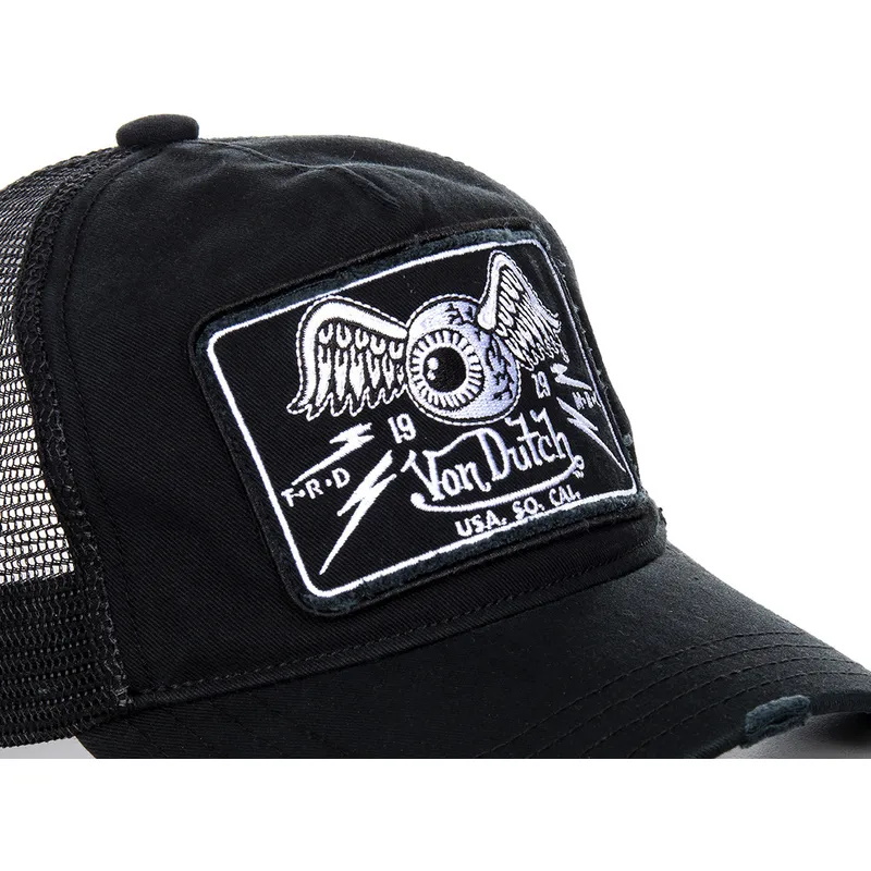 cap-izliekta-black-snapback-no-von-dutch