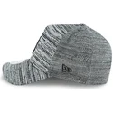verstellbare-graue-gebogene-kappe-mit-schwarzem-logo-9forty-engineered-fit-der-new-york-yankees-mlb-von-new-era