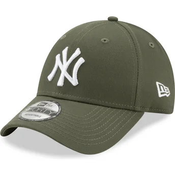 casquette-courbee-verte-ajustable-9forty-league-essential-new-york-yankees-mlb-new-era