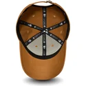 new-era-9forty-league-essential-new-york-yankees-mlb-verstellbare-kappe-mit-gebogenem-schirm-in-weizenbraun