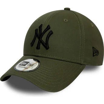 cepur-izliekta-zals-regulejams-9forty-league-essential-no-new-york-yankees-mlb-no-new-era