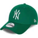 cepur-izliekta-zals-regulejams-9forty-league-essential-no-new-york-yankees-mlb-no-new-era