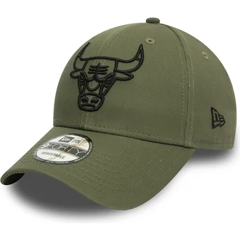 cepur-izliekta-zals-regulejams-9forty-league-essential-no-chicago-bulls-nba-no-new-era