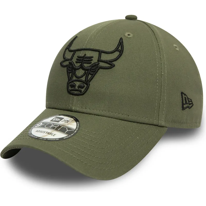 cepur-izliekta-zals-regulejams-9forty-league-essential-no-chicago-bulls-nba-no-new-era