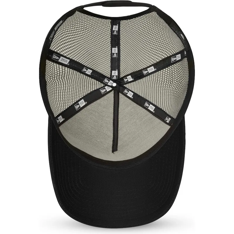 cap-izliekta-black-snapback-9forty-no-new-era