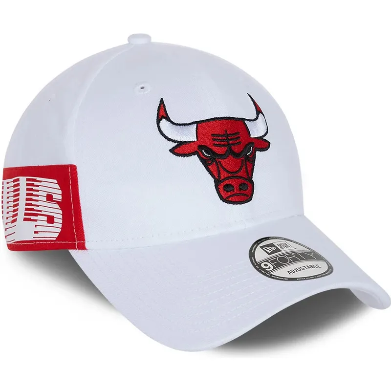 cepur-izliekta-balts-regulejams-9forty-side-mark-no-chicago-bulls-nba-no-new-era