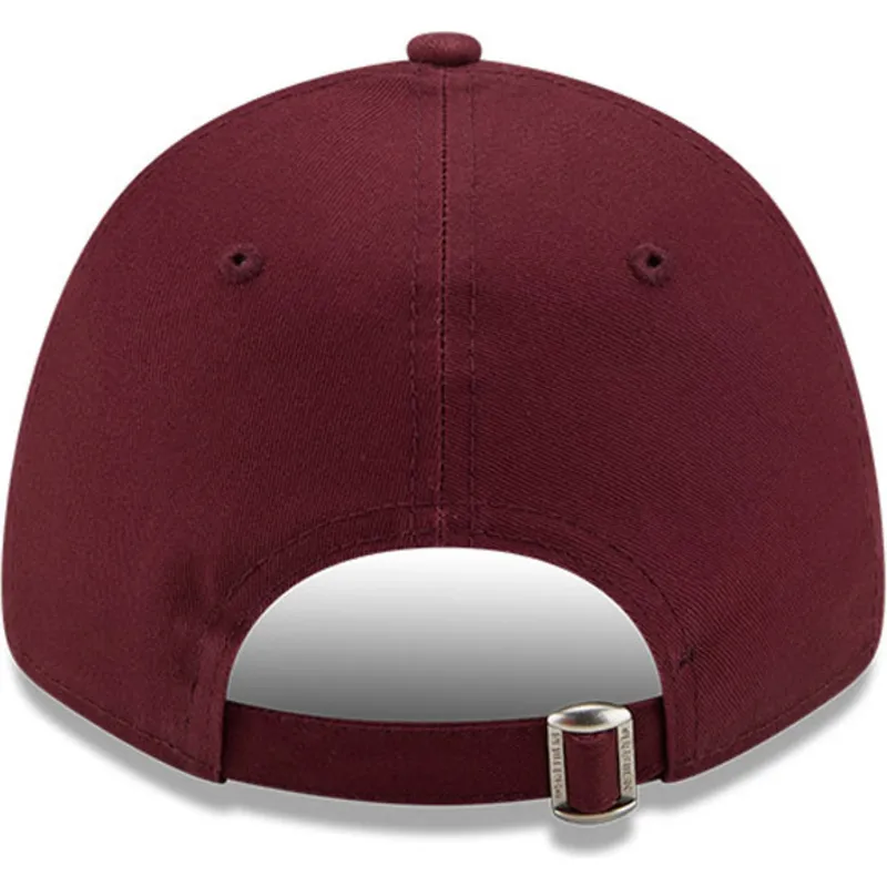 cepur-izliekta-sarkans-regulejams-9forty-league-essential-no-new-york-yankees-mlb-no-new-era