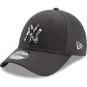 cepur-izliekta-peleks-regulejams-9forty-camo-infill-no-new-york-yankees-mlb-no-new-era