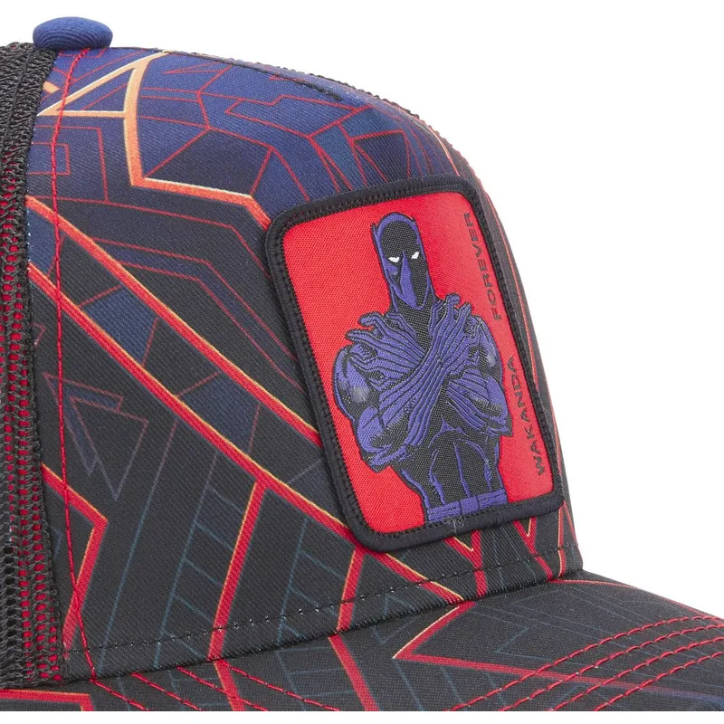 cepur-izliekta-truckeris-tumsi-zils-snapback-pan1-wakanda-forever-black-panther-marvel-comics-no-capslab cepur-izliekta-truckeris-tumsi-zils-snapback-pan1-wakanda-forever-black-panther-marvel-comics-no-capslab