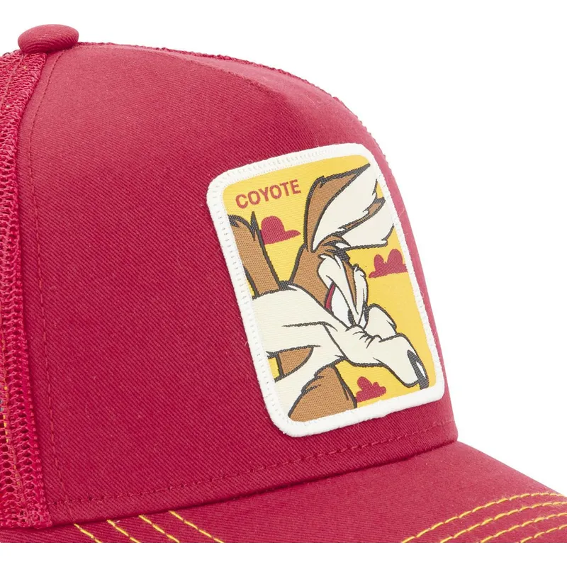 cepur-izliekta-truckeris-sarkans-snapback-loo5-coy1-koijots-looney-tunes-no-capslab