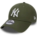 gorra-curva-verde-ajustable-para-nino-9forty-league-essential-de-new-york-yankees-mlb-de-new-era