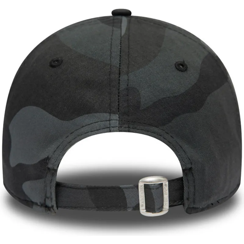 bojd-keps-svart-kamouflage-justerbar-for-barn-med-svart-logotyp-9forty-league-essential-fran-new-york-yankees-mlb-av-new-era