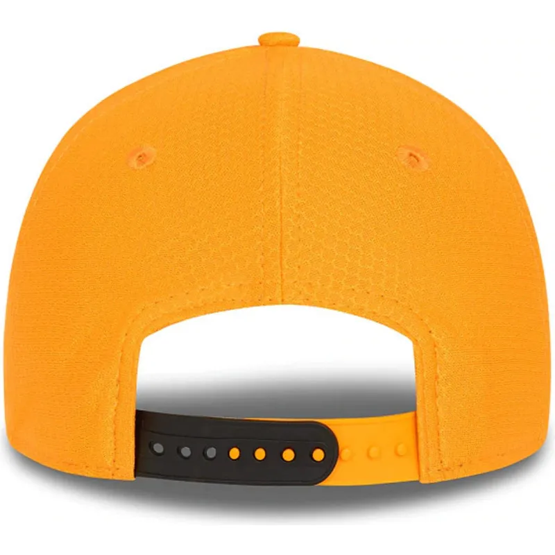 cepur-izliekta-oranzs-snapback-berniem-9forty-daniel-ricciardo-no-mclaren-racing-formula-1-no-new-era