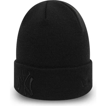 Gorro negro con logo negro Essential Cuff de New York Yankees MLB de New Era