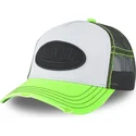 cepur-izliekta-truckeris-balts-snapback-sum-col-no-von-dutch