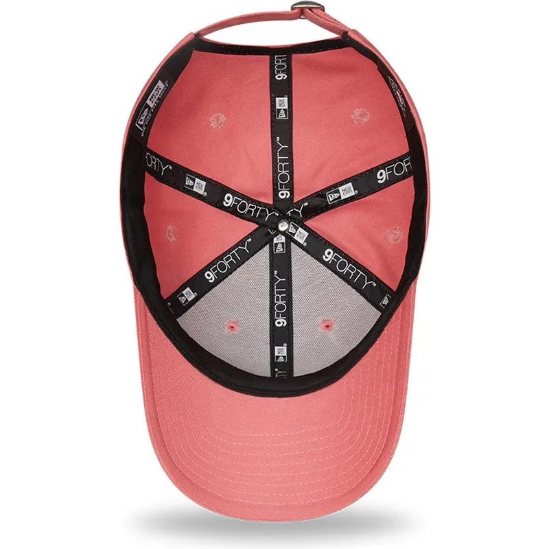 cepur-izliekta-roza-regulejams-9forty-infill-no-new-york-yankees-mlb-no-new-era