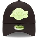 schwarze-verstellbare-curved-cap-mit-grunem-logo-9forty-neon-pack-der-los-angeles-lakers-nba-von-new-era