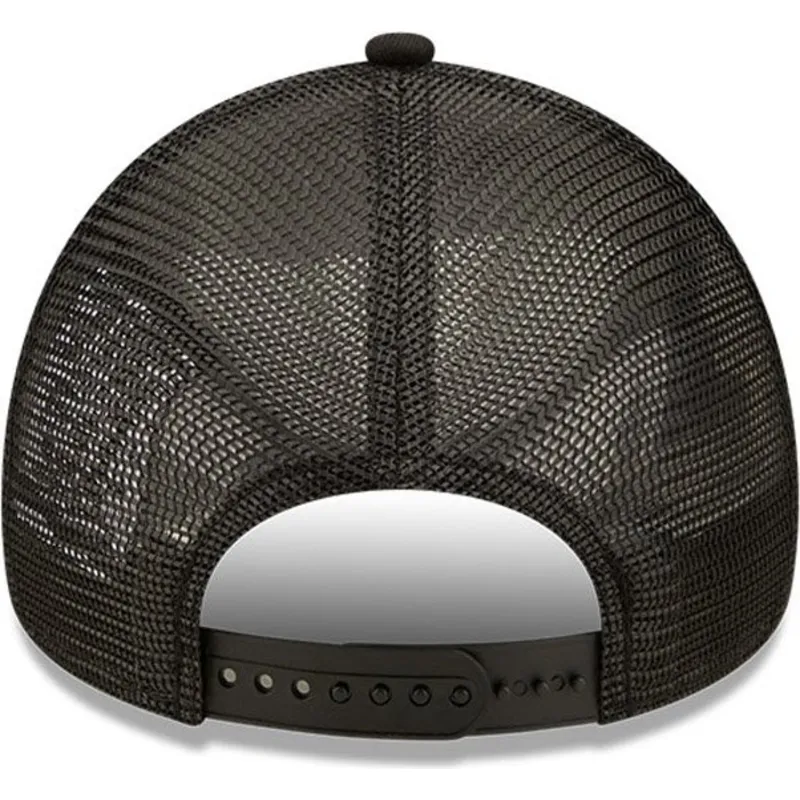 cepur-izliekta-truckeris-melns-snapback-a-frame-sporty-no-spongebob-no-new-era