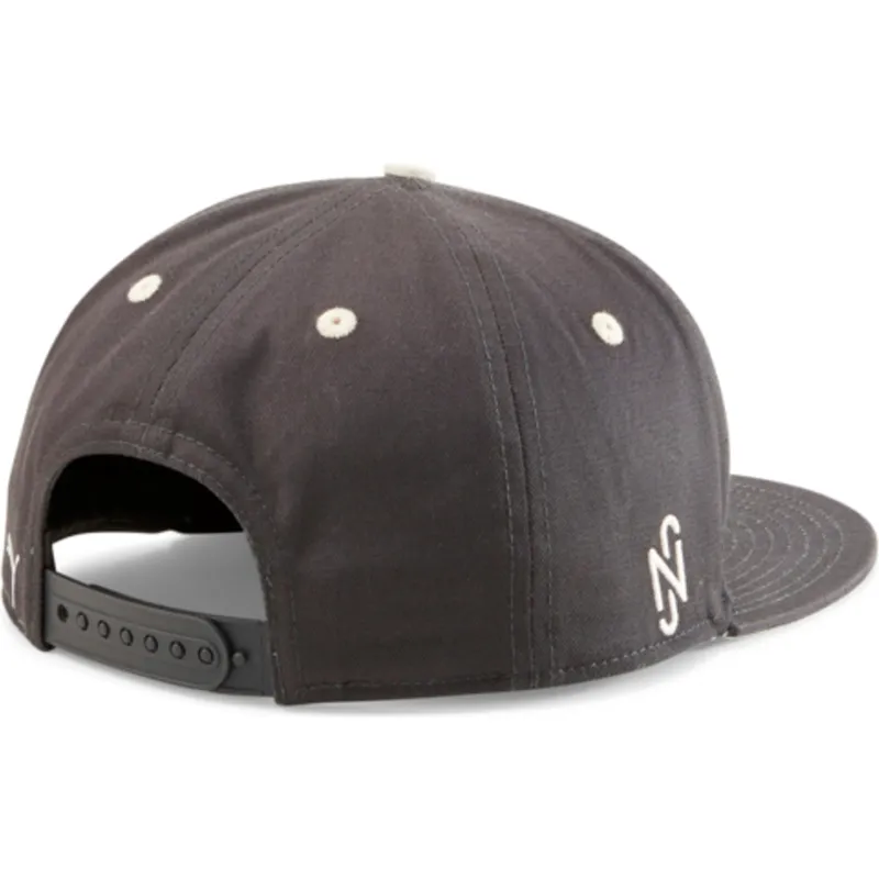 cap-plakana-black-snapback-no-puma