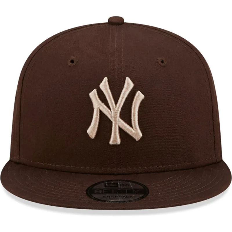 cepur-plakana-bruns-snapback-9fifty-league-essential-no-new-york-yankees-mlb-no-new-era