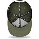 grune-snapback-kappe-mit-flachem-schirm-und-orangem-logo-9fifty-league-essential-der-new-york-yankees-mlb-von-new-era