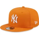 cepur-plakana-oranzs-snapback-9fifty-league-essential-no-new-york-yankees-mlb-no-new-era