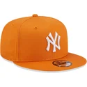 cepur-plakana-oranzs-snapback-9fifty-league-essential-no-new-york-yankees-mlb-no-new-era