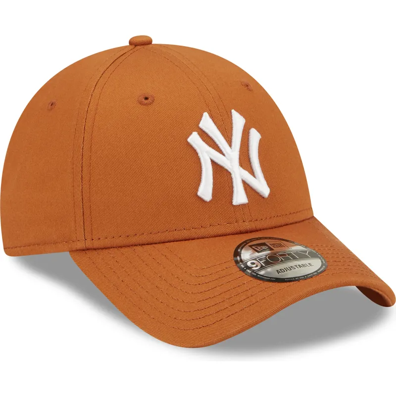 cepur-izliekta-bruns-regulejams-9forty-league-essential-no-new-york-yankees-mlb-no-new-era