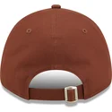 cepur-izliekta-bruns-regulejams-9forty-league-essential-no-new-york-yankees-mlb-no-new-era