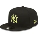 cepur-plakana-melns-snapback-9fifty-league-essential-no-new-york-yankees-mlb-no-new-era