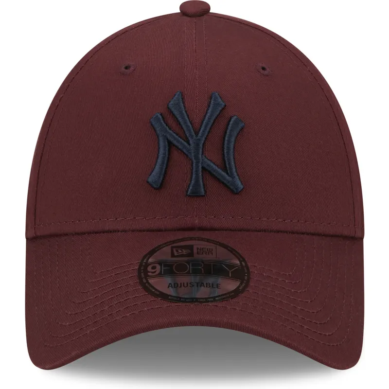 cepur-izliekta-sarkans-regulejams-9forty-league-essential-no-new-york-yankees-mlb-no-new-era
