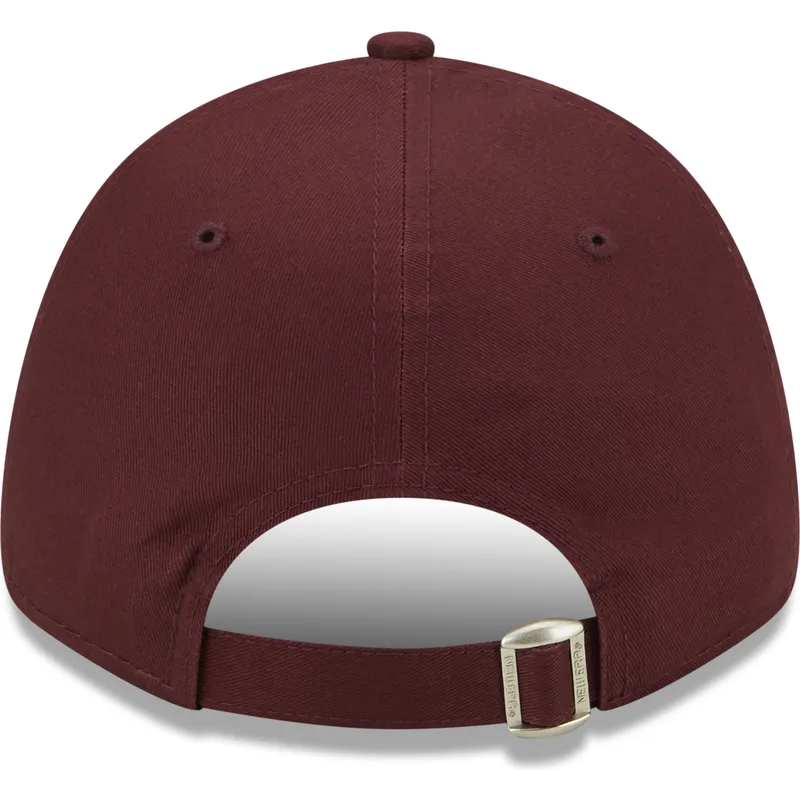 cepur-izliekta-sarkans-regulejams-9forty-league-essential-no-new-york-yankees-mlb-no-new-era