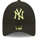 cepur-izliekta-melns-regulejams-9forty-league-essential-no-new-york-yankees-mlb-no-new-era