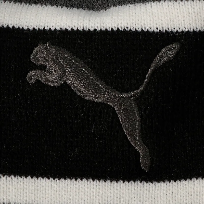 cepur-ar-bumbuli-melns-no-puma