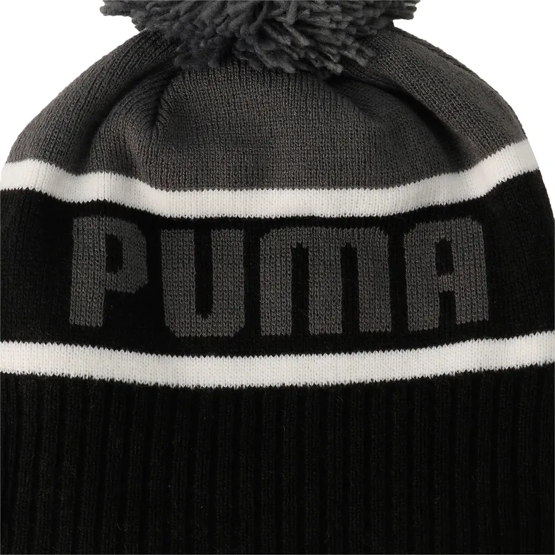 cepur-ar-bumbuli-melns-no-puma