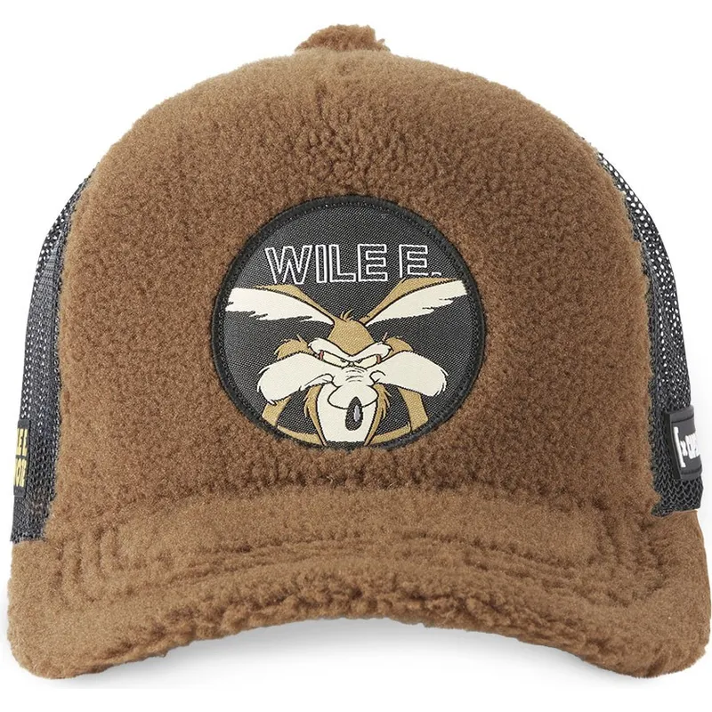 cepur-izliekta-truckeris-bruns-snapback-koijots-looney-tunes-no-capslab