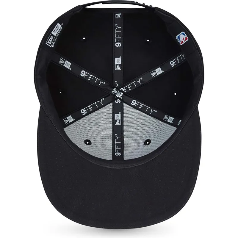 cap-plakana-black-snapback-9fifty-essential-no-los-angeles-lakers-nba-no-new-era