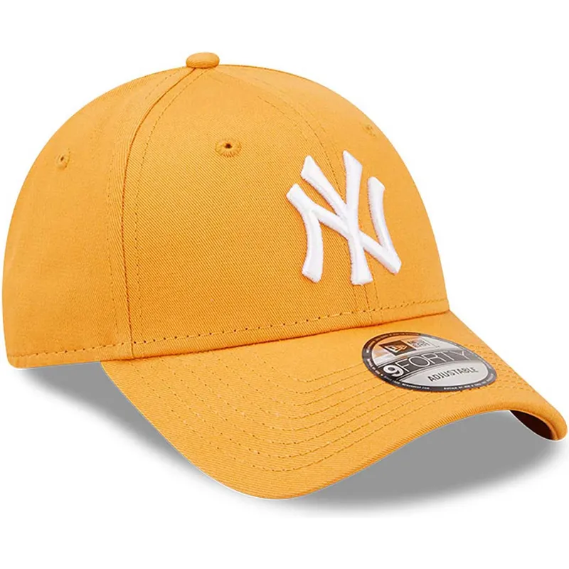 cepur-izliekta-oranzs-regulejams-9forty-league-essential-no-new-york-yankees-mlb-no-new-era