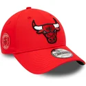 cepur-izliekta-sarkans-regulejams-9forty-team-side-patch-no-chicago-bulls-nba-no-new-era