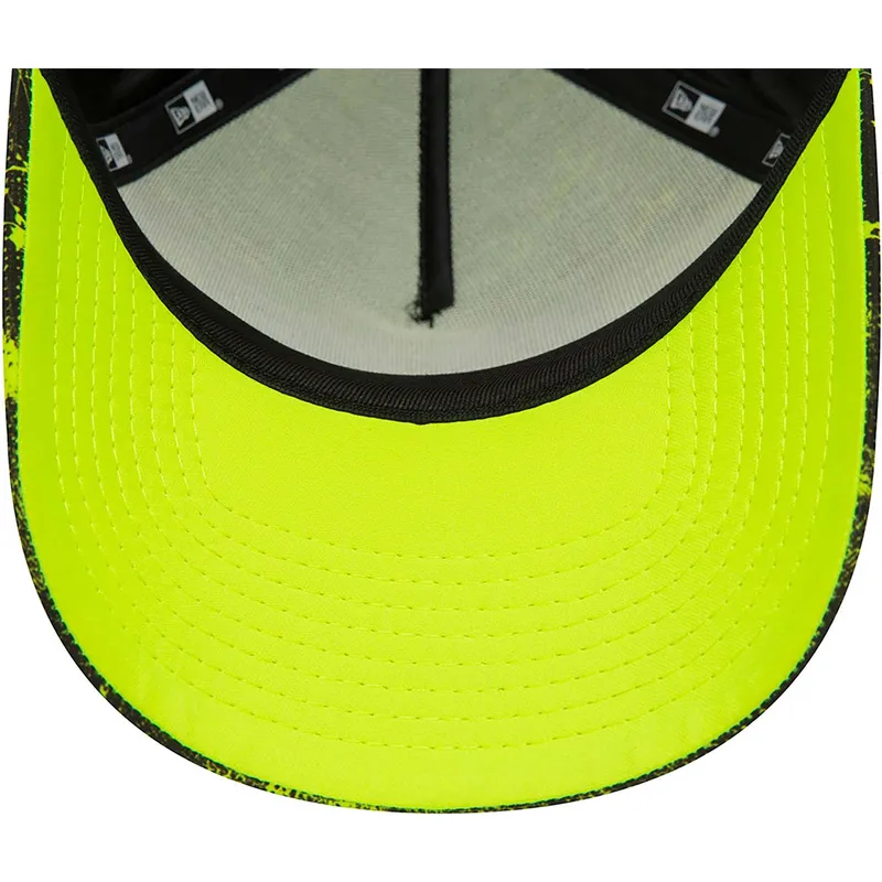 cap-izliekta-yellow-snapback-valentino-rossi-vr46-9forty-all-over-print-no-valentino-rossi-vr46-motogp-no-new-era