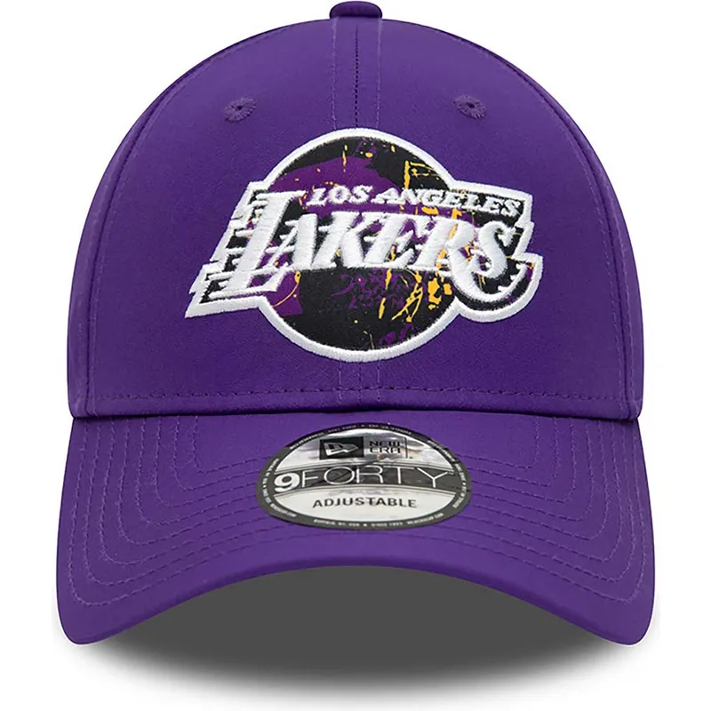 cepur-izliekta-violets-regulejams-9forty-print-infill-no-los-angeles-lakers-nba-no-new-era