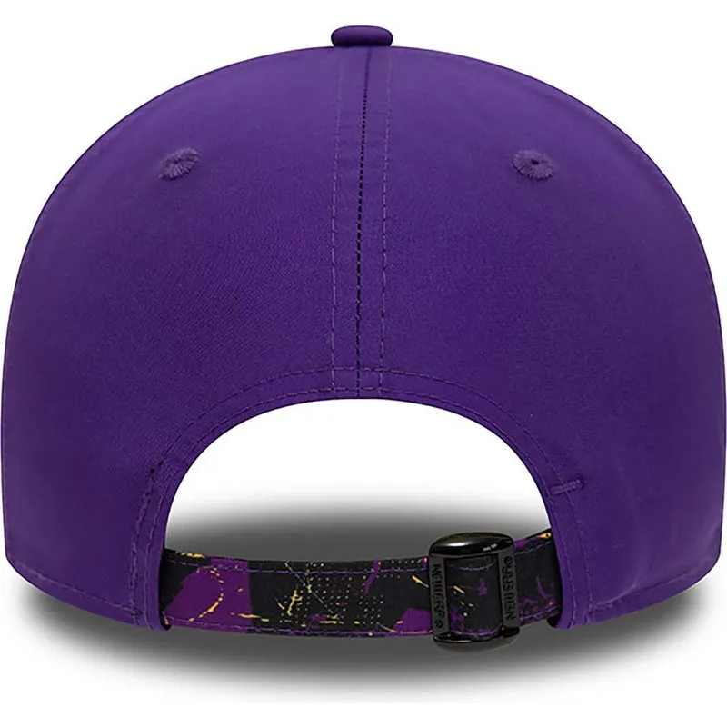 cepur-izliekta-violets-regulejams-9forty-print-infill-no-los-angeles-lakers-nba-no-new-era
