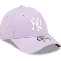 fioletowa-regulowana-czapka-z-zakrzywionym-daszkiem-9forty-league-essential-new-york-yankees-mlb-new-era